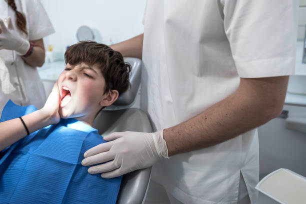 Best Emergency Gum Treatment in Fairfield, IA